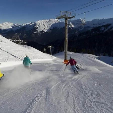 Independant Les Petits Yetis Alpehytte Verchaix